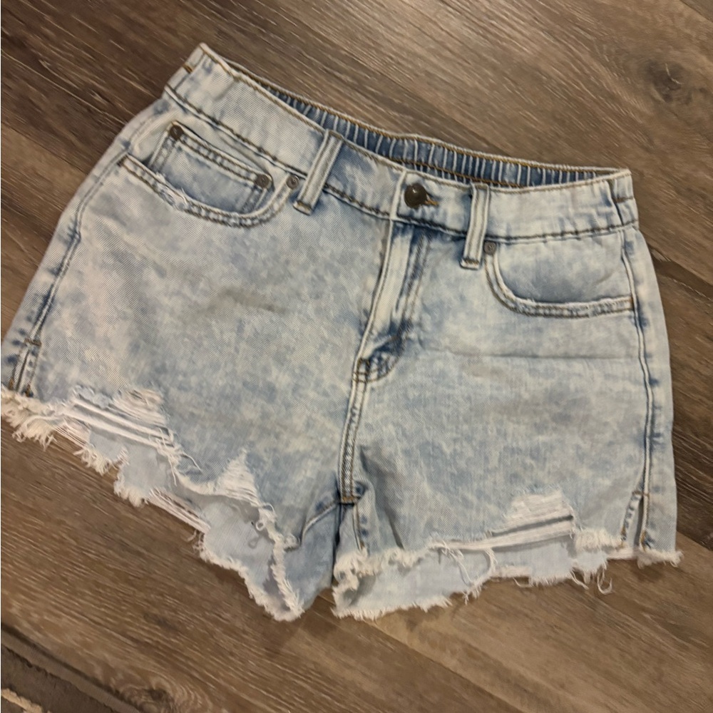 Woman’s Aerie Light Blue Distressed Denim Shorts Sz S